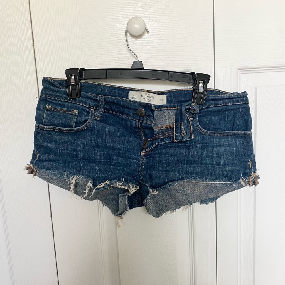 Abercrombie & Fitch, jean shorts, blue, size 6